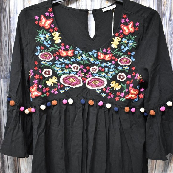 JODIFL Tops - Jodifl Black Boho Embroidered Top Pom Pom XL